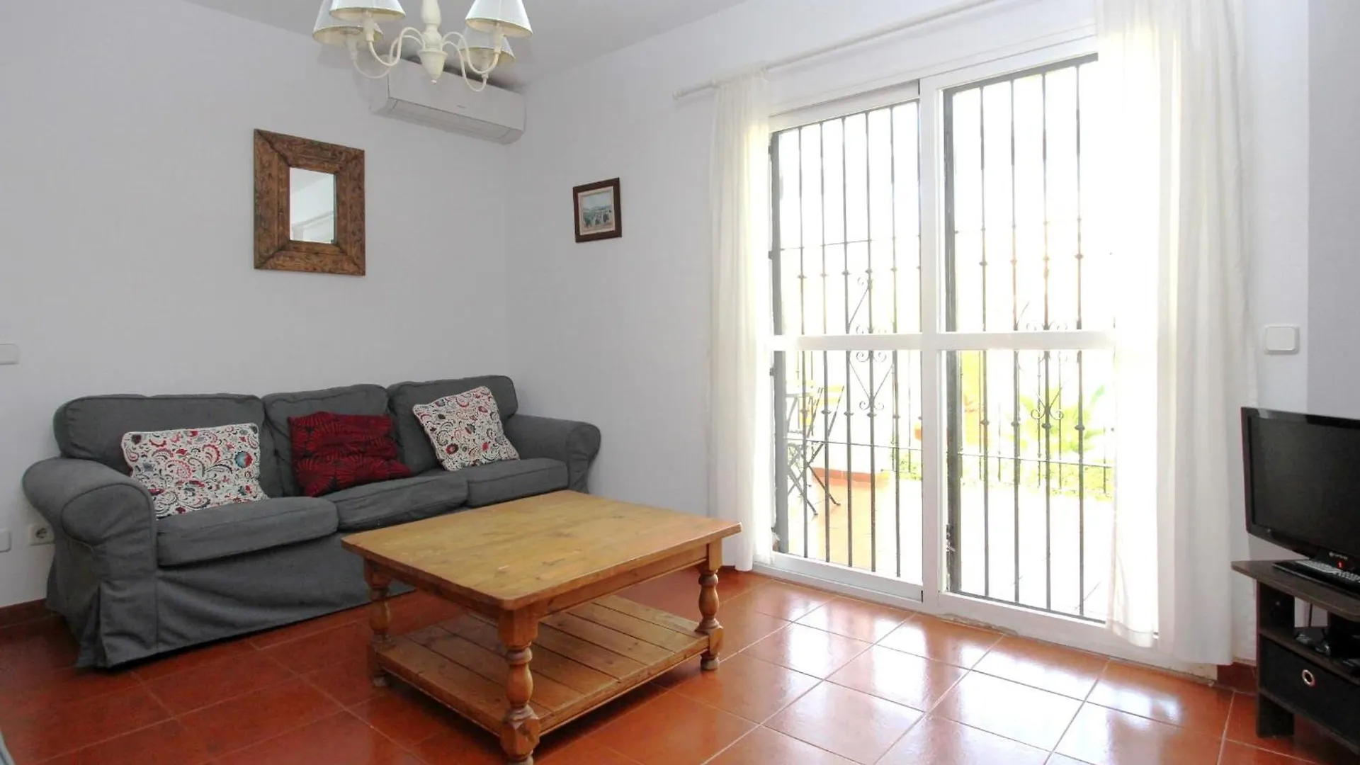 Valparaiso Apartment Burriana Beach Nerja